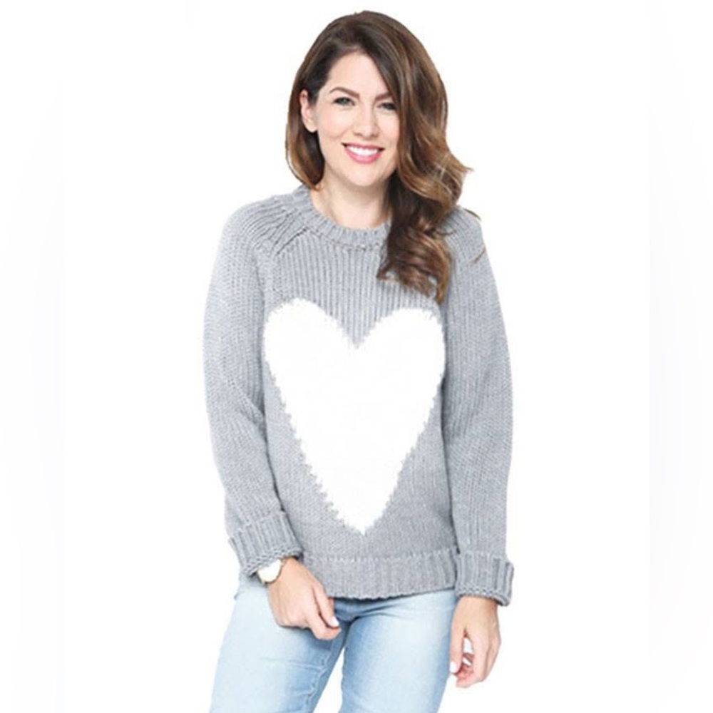 Privilege by Jillian Harris Gray Knit Sweater with Ivory Heart

Small